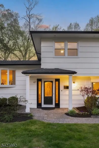 67 Woodbine Cir, New Providence, NJ 07974 - #3