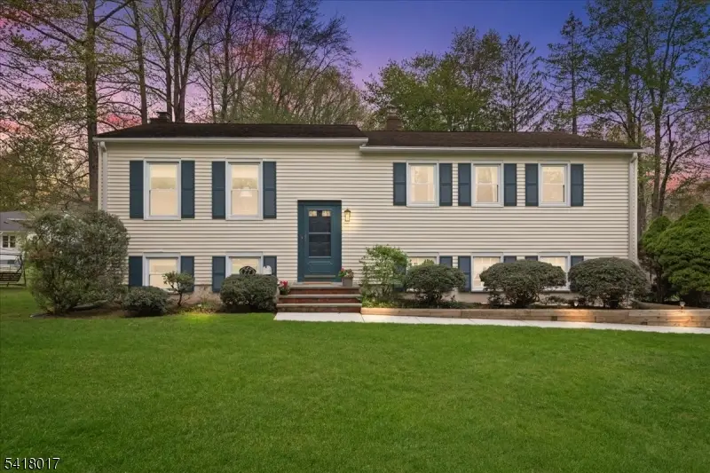 77 Windsor Way, Berkeley Heights, NJ 07922 - #1