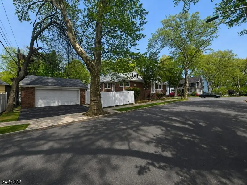 38 Mountainview Ave, East Orange, NJ 07018 - #1