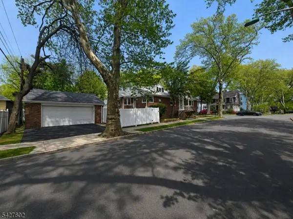 38 Mountainview Ave, East Orange City, NJ 07018