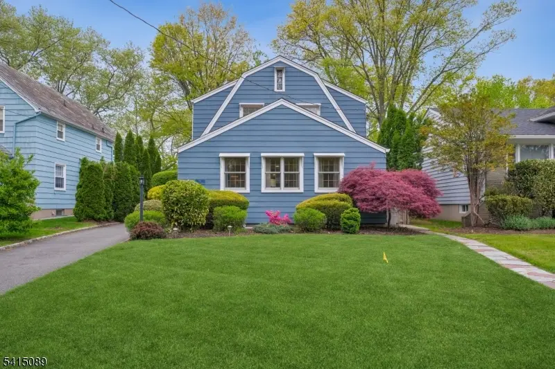 61 Burnett Ter, Maplewood, NJ 07040 - #1