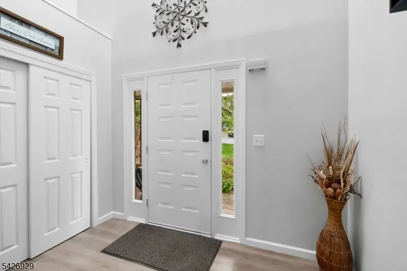 94 Edgefield Dr, Parsippany Troy Hills, NJ 07950 - #3