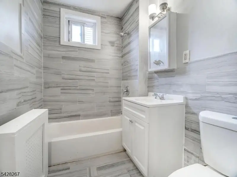 49-51 Parkview Ter, Newark, NJ 07112 - #3