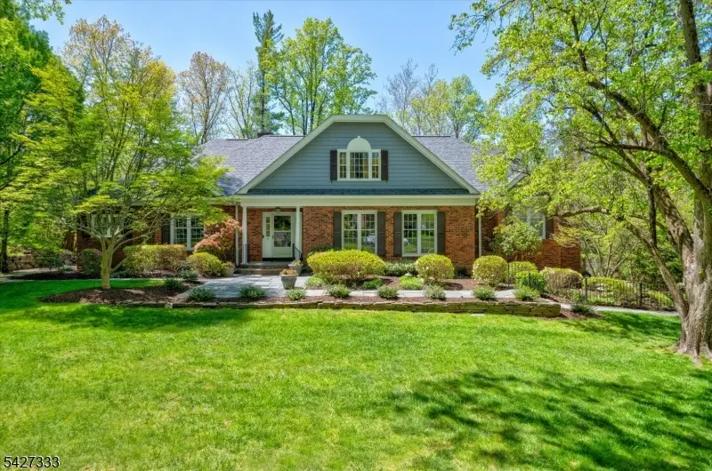 57 Mohawk Rd, Millburn, NJ 07078 - #1