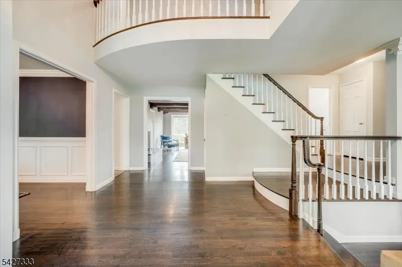 57 Mohawk Rd, Millburn, NJ 07078 - #3