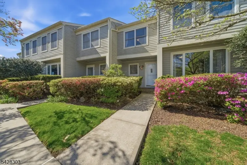 203 Knoll Way, Rocky Hill, NJ 08553 - #2