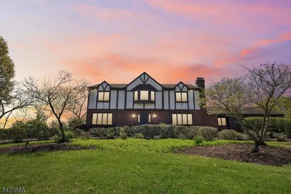 3 Welsh Dr, Florham Park Boro, NJ 07932