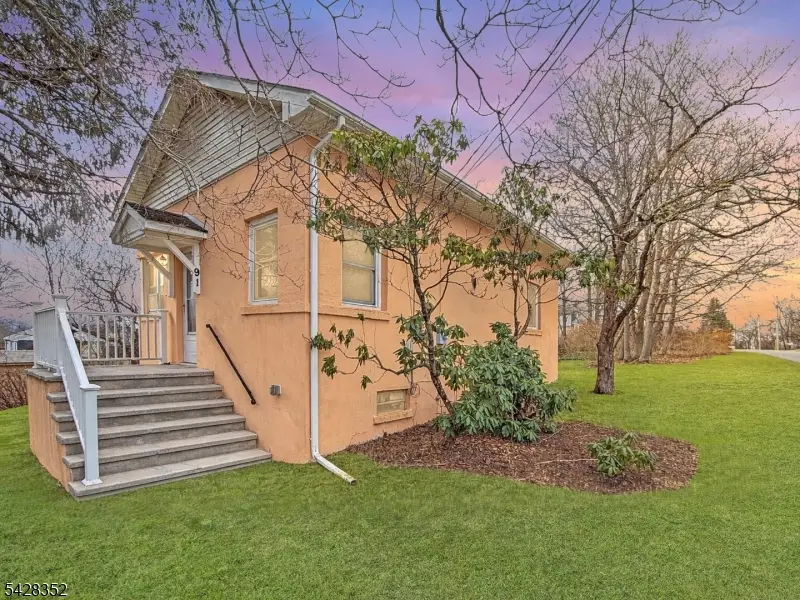 91 Clinton Ave, Anderson, NJ 07865 - #1