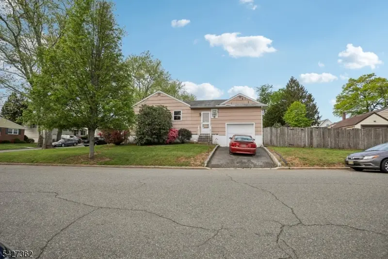 192 Rudolph Ave, Rahway, NJ 07065 - #3