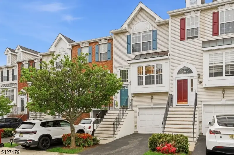214 Swathmore Dr, Nutley, NJ 07110 - #1