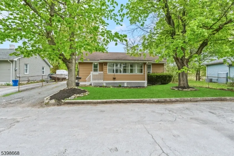 47 Bridge St, Ogdensburg, NJ 07439 - #1