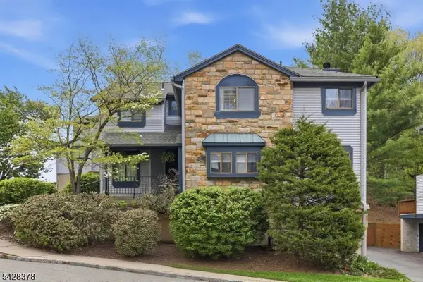 54 Overlook Dr, Independence Twp., NJ 07840