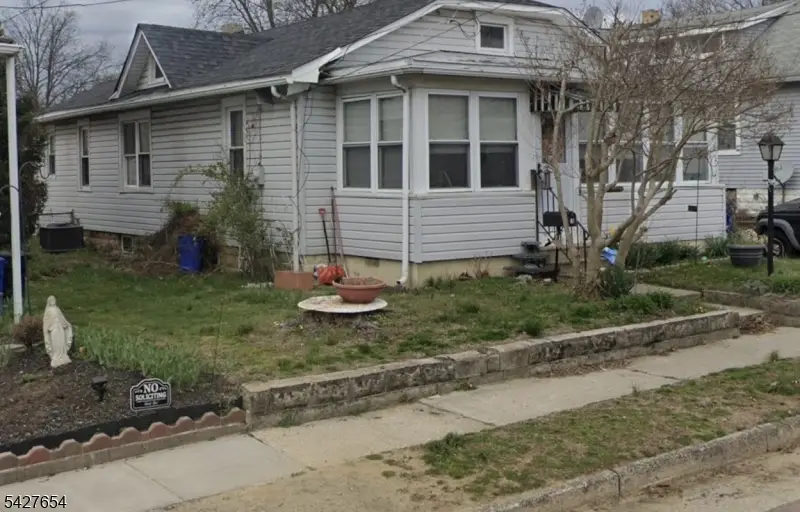 16 Barnard Ave, Gloucester City, NJ 08030 - #1