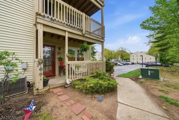 3 Juniper Ct #123, Clifton City, NJ 07014