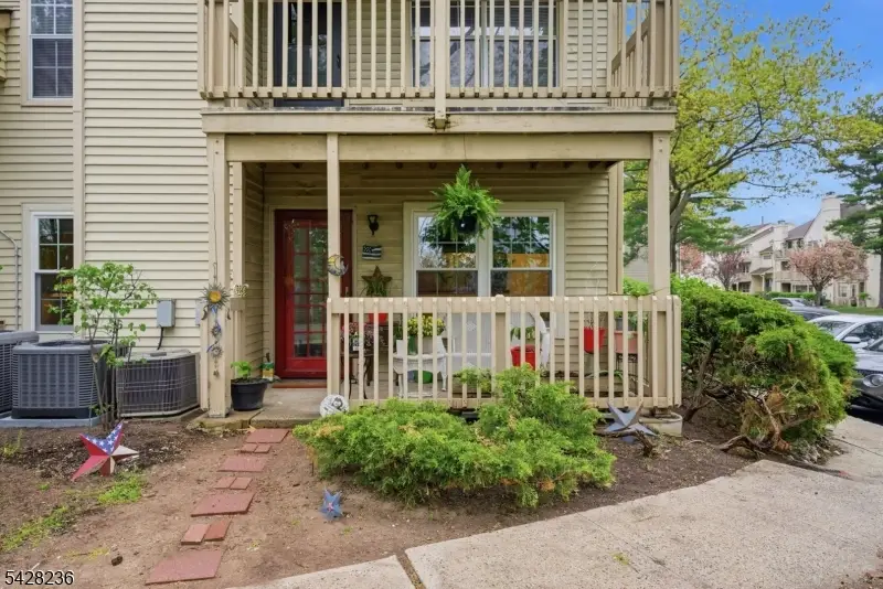 3 Juniper Ct #123, Clifton, NJ 07014 - #2