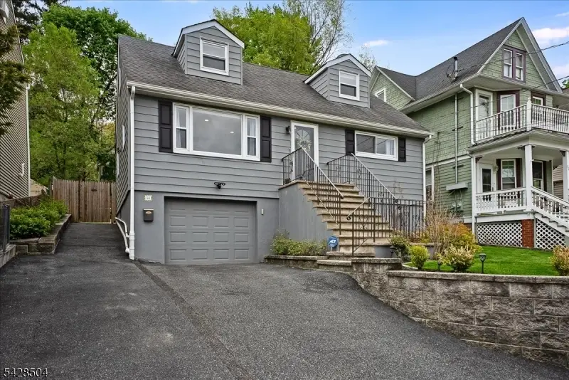 54 Phoenix Ave, Morristown, NJ 07960 - #2