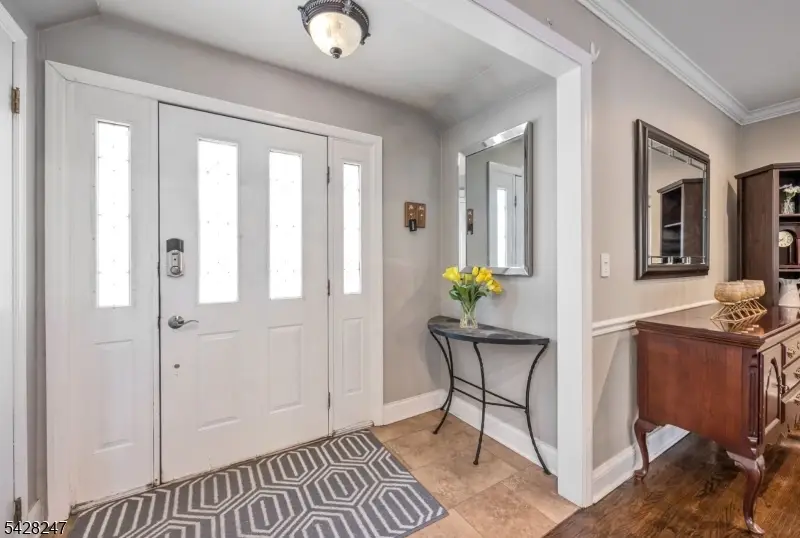 530 5th Ave, Lyndhurst, NJ 07071 - #3