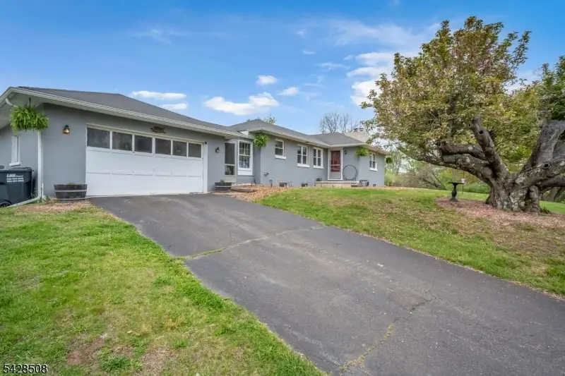 326 Riegelsville Rd, Holland, NJ 08848 - #3