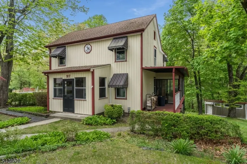 97 Hickory Corner Rd, Alexandria, NJ 08848 - #1