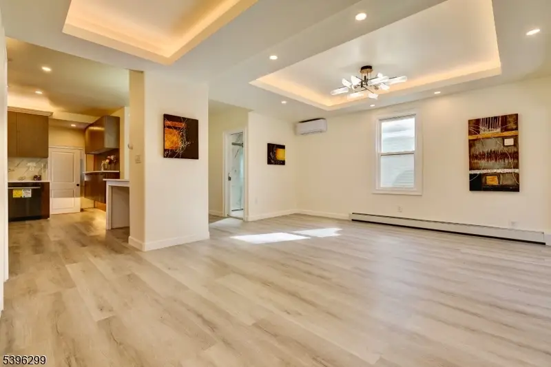 58 Zeliff Ave, Singac, NJ 07424 - #1