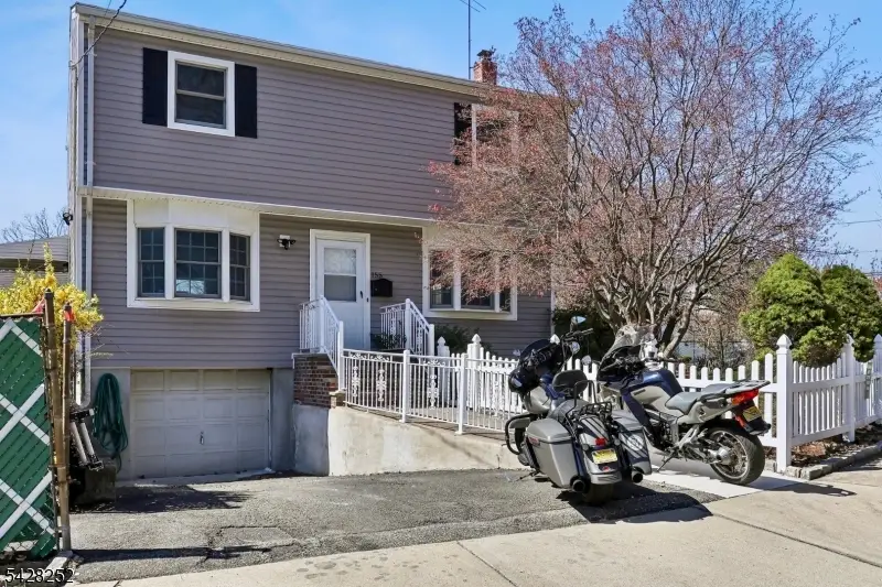153 Smallwood Ave, Belleville, NJ 07109 - #1