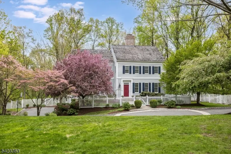 12 Red Oak Row, Chester, NJ 07930 - #2