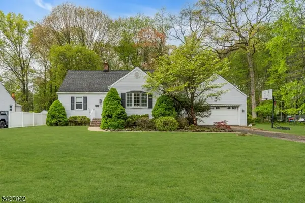 63 Cathedral Ave, Florham Park Boro, NJ 07932