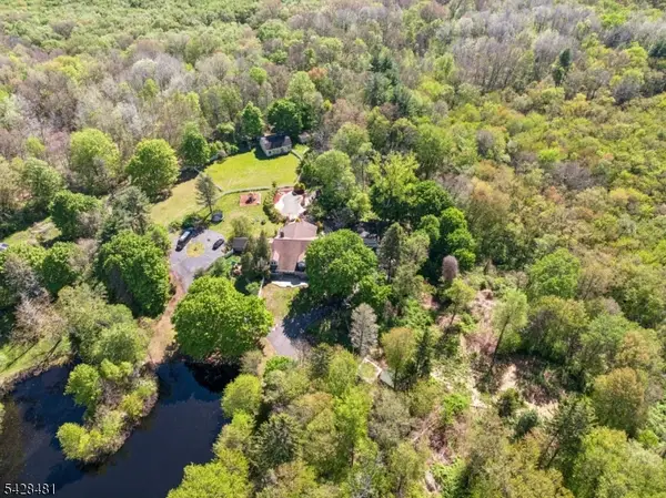 396 Berkshire Valley Rd, Jefferson Twp., NJ 07885
