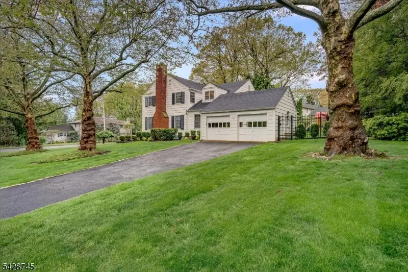 36 Cambridge Drive, Short Hills, NJ 07078 - #3