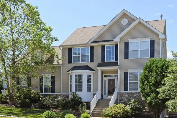 31 Winding Hill Dr, Mount Olive Twp., NJ 07840