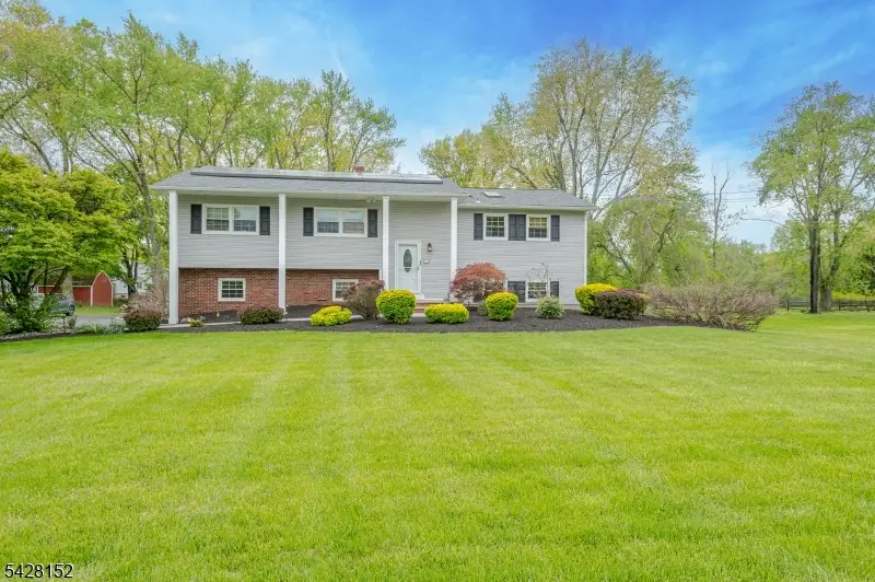455 Township Line Rd, Montgomery, NJ 08502 - #1