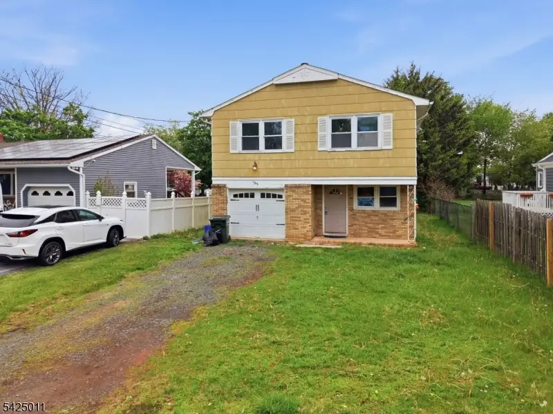105 Berger St, Franklin, NJ 08873 - #2