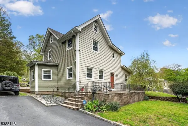 176 Doty Rd, Wanaque Boro, NJ 07420