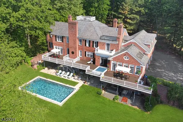1 Hillview Drive, Tewksbury Twp., NJ 08855