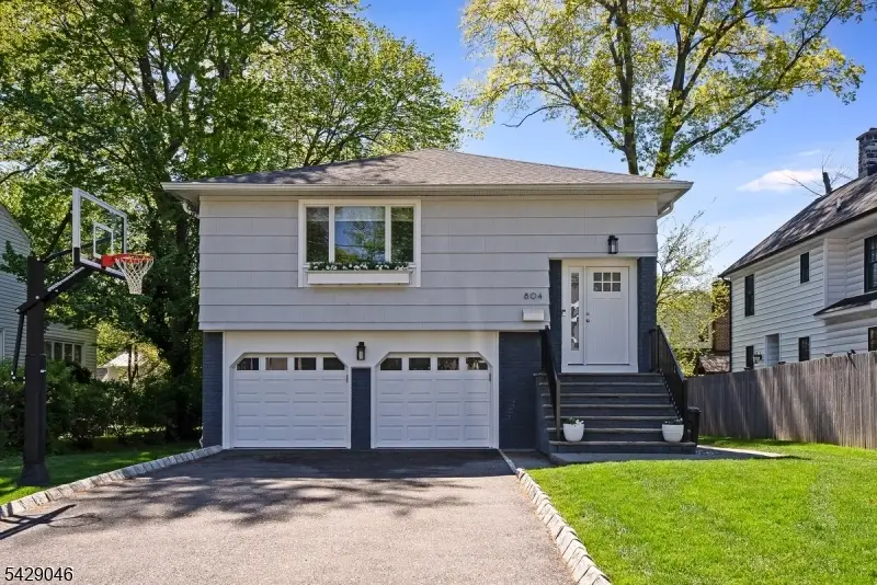804 Coolidge St, Westfield, NJ 07090 - #1