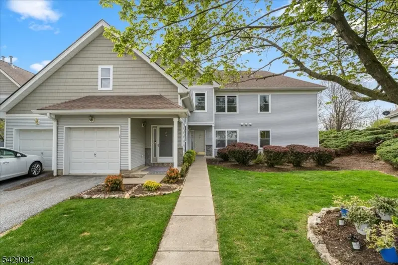 13 Eagles Nest Ln, Hardyston, NJ 07419 - #1