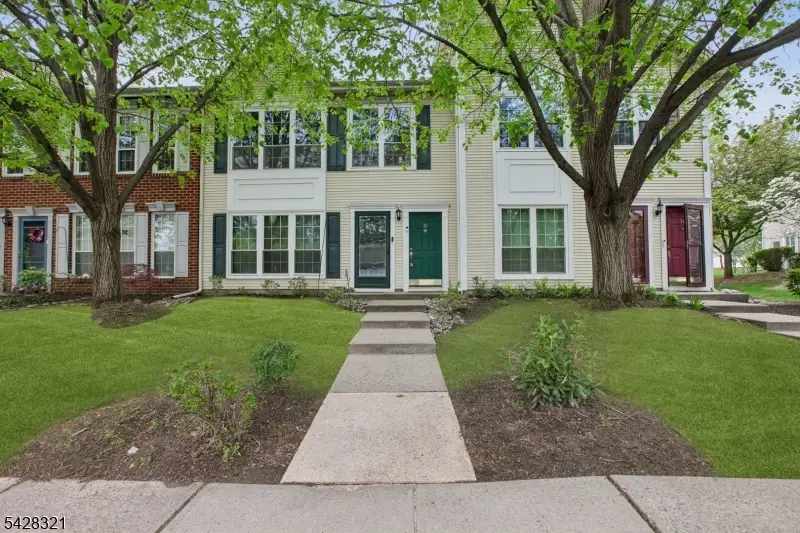 38 Edward Dr, Franklin Park, NJ 08823 - #1