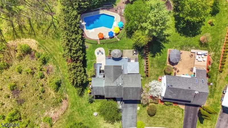 942 Liberty St, Belvidere, NJ 07823 - #1