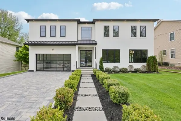 424 E Ridgewood Ave, Paramus Boro, NJ 07652
