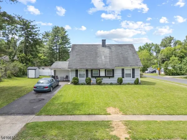 2 Budhollow Ln, Willingboro Twp., NJ 08046