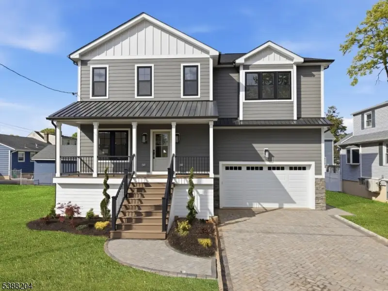 8 Lionel St, Clark, NJ 07066 - #1