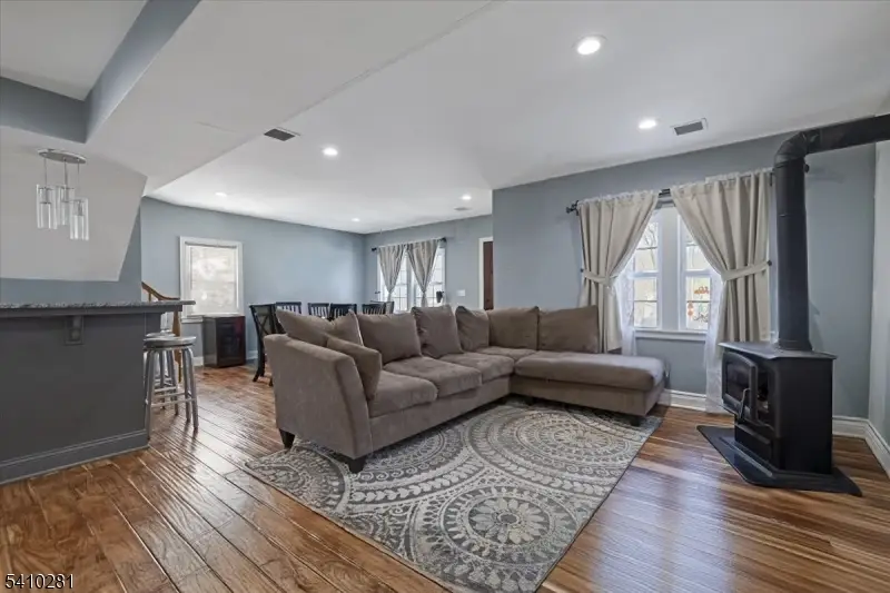 17 Birchwood Pass, West Milford, NJ 07480 - #2