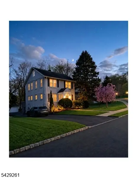 12 Winding Way, West Orange Twp., NJ 07052