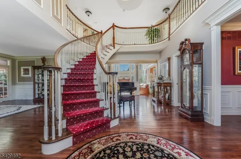 3 Kentview Ct, Raritan, NJ 08822 - #3