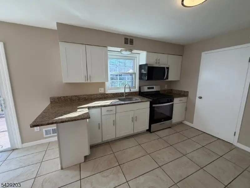 177 Victor St, Scotch Plains, NJ 07076 - #3