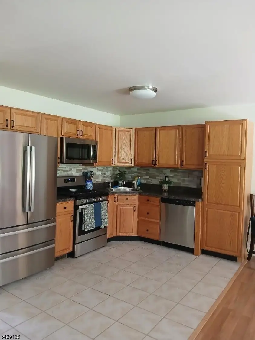 26 Beechmont Ter, Hardyston, NJ 07419 - #3