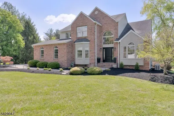 26 Lehigh Rd, Branchburg Twp., NJ 08853