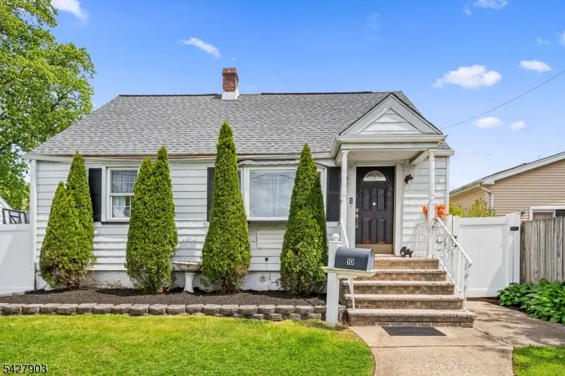 10 Hillcrest Ter, Linden, NJ 07036 - #2