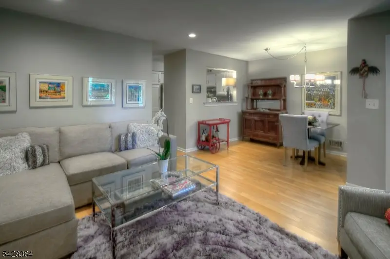 11 Tory Court, The Hills, NJ 07921 - #2