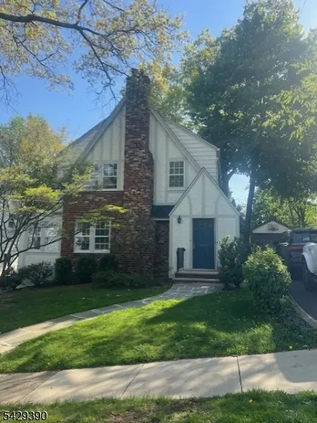 18 Evergreen Pl, Maplewood, NJ 07040 - #1